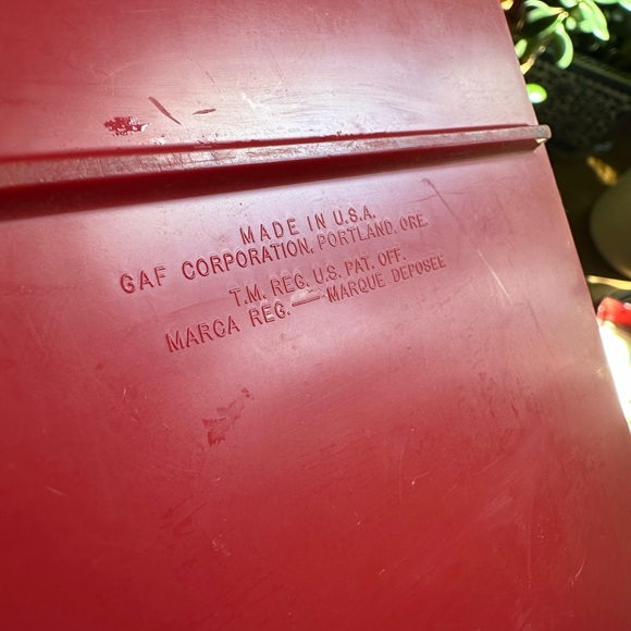 Vintage Red GAF View-Master and Storage Case - Picture 8 of 11